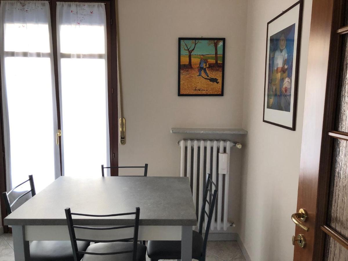 Casa Rondo' Appartement Alba  Buitenkant foto